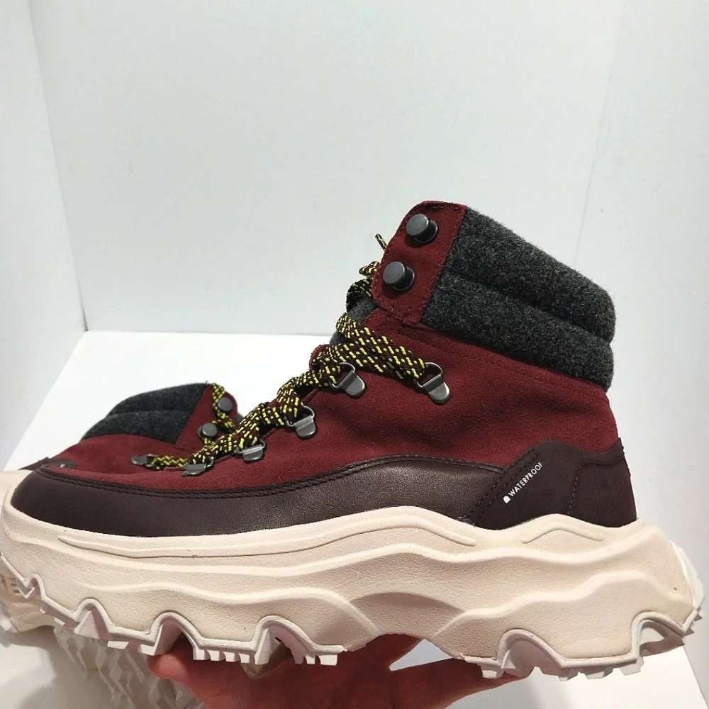 Sorel Kinetic Breakthur Conquest Waterproof Boots, NEW, Size 10.5| EUR 41.5‎